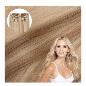 Never worn Cashmere Hair extensions.